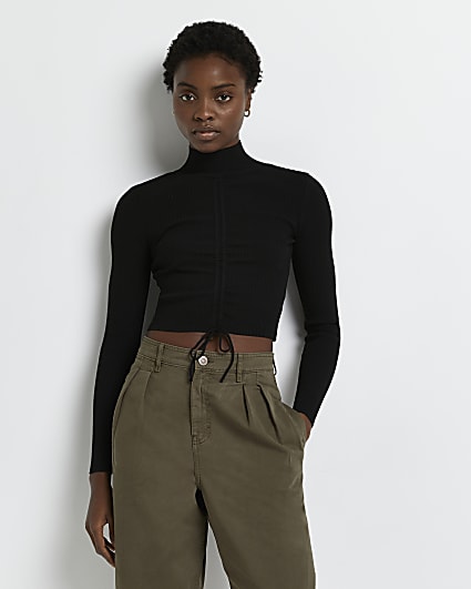 Black knitted cropped jumper