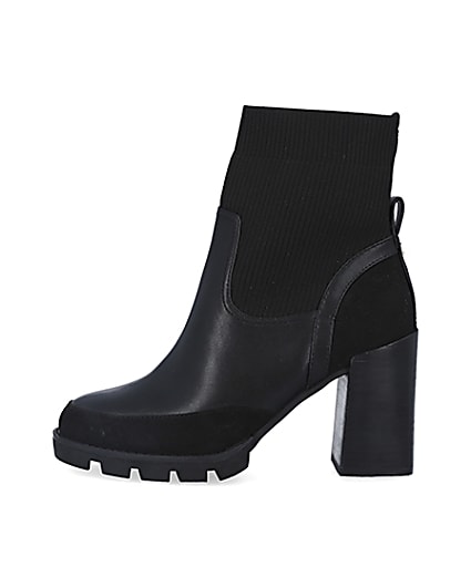 360 degree animation of product Black knitted heeled ankle boots frame-3
