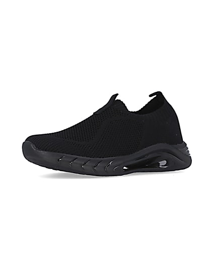360 degree animation of product Black knitted runner trainers frame-1