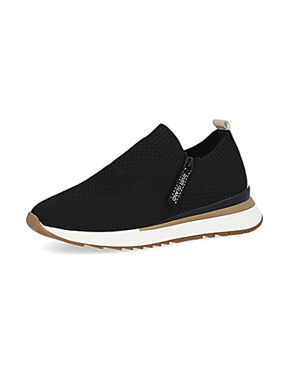360 degree animation of product Black knitted trainers frame-1