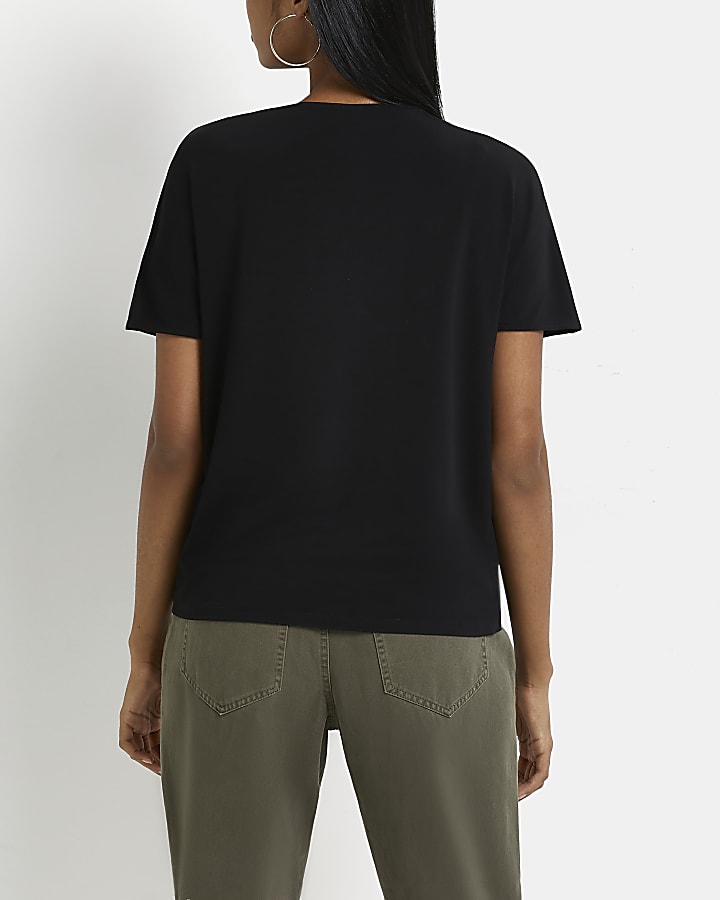 Black knot front t-shirt