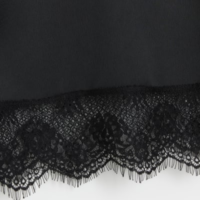 Black lace hem tank top | River Island