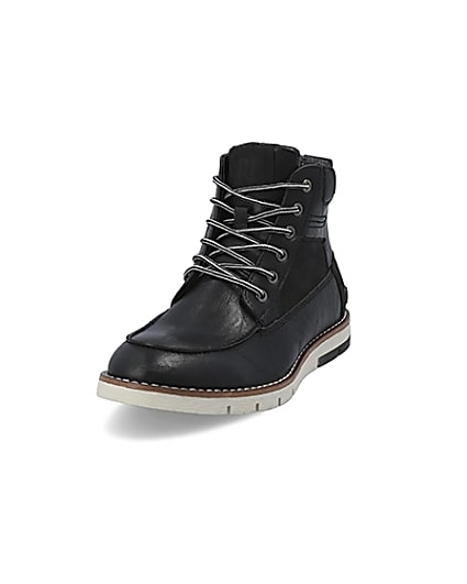 360 degree animation of product Black lace-up contrast sole boot frame-2