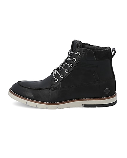 360 degree animation of product Black lace-up contrast sole boot frame-6