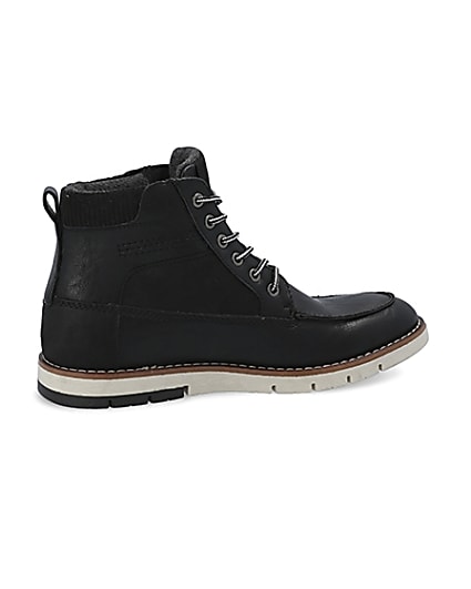 360 degree animation of product Black lace-up contrast sole boot frame-17