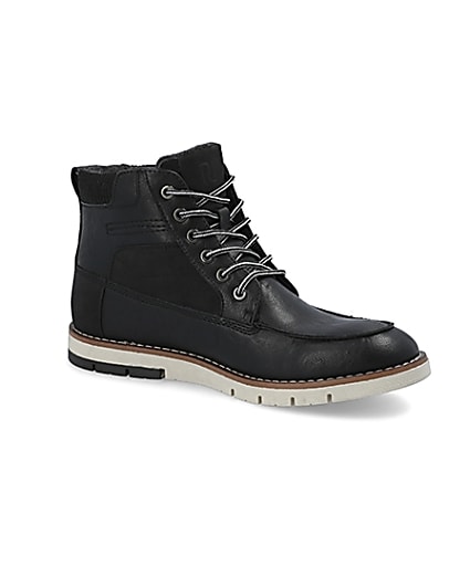 360 degree animation of product Black lace-up contrast sole boot frame-20