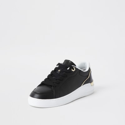 all black smart trainers
