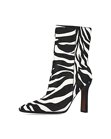 360 degree animation of product Black leather animal print heeled ankle boots frame-2