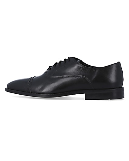 360 degree animation of product Black leather brogue oxford shoes frame-4