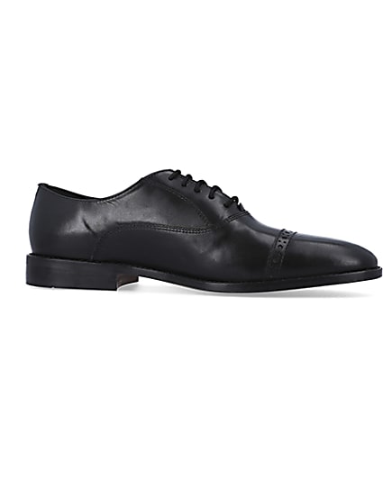 360 degree animation of product Black leather brogue oxford shoes frame-16