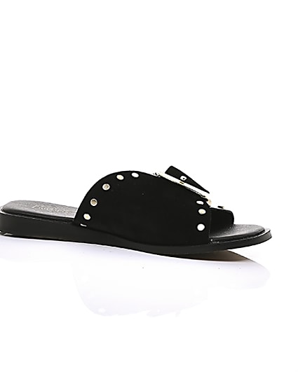 360 degree animation of product Black leather buckle flat sandals frame-9