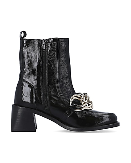 360 degree animation of product Black leather chain ankle boots frame-15