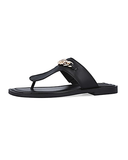 360 degree animation of product Black leather chain link sandals frame-2