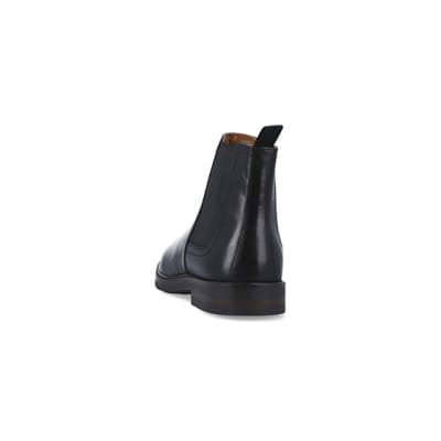 360 degree animation of product Black leather Chelsea boots frame-8