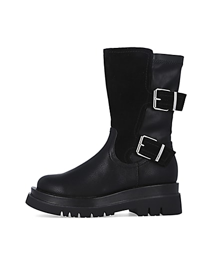 360 degree animation of product Black leather chunky ankle boots frame-3
