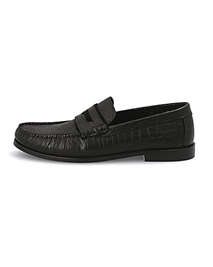360 degree animation of product Black leather croc embossed loafers frame-3