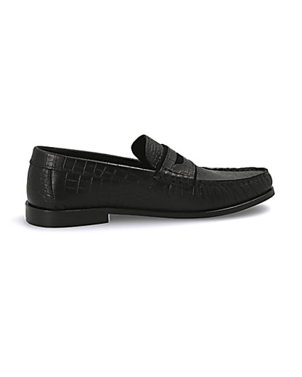 360 degree animation of product Black leather croc embossed loafers frame-14