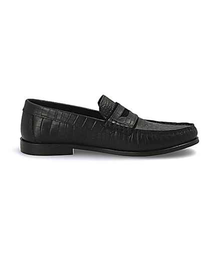 360 degree animation of product Black leather croc embossed loafers frame-15