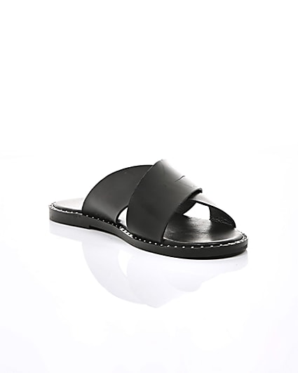 360 degree animation of product Black leather cross over sandals frame-6
