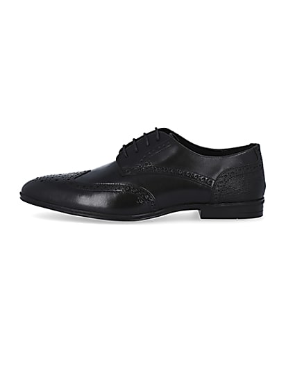 360 degree animation of product Black leather lace up brogue derby shoes frame-3