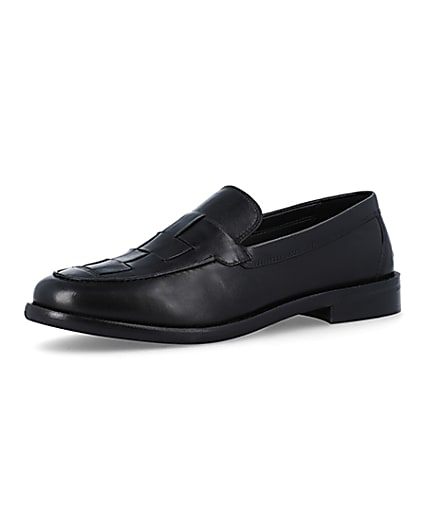 360 degree animation of product Black leather loafers frame-1
