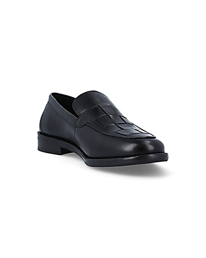 360 degree animation of product Black leather loafers frame-19