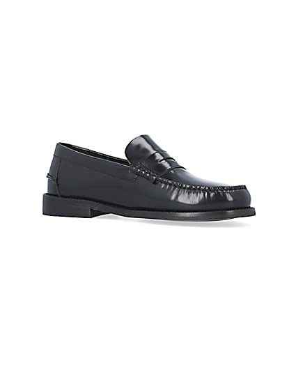 360 degree animation of product Black Leather Loafers frame-17