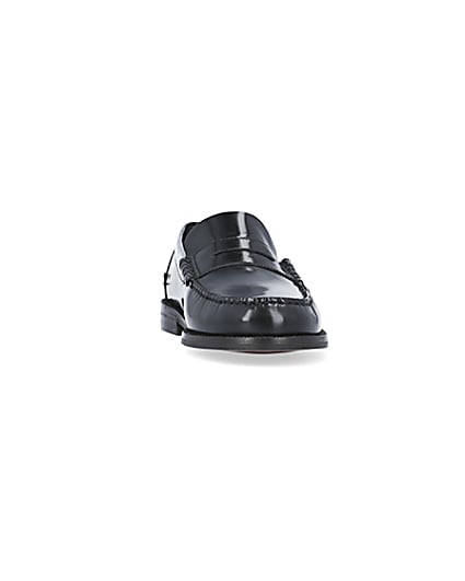 360 degree animation of product Black Leather Loafers frame-20