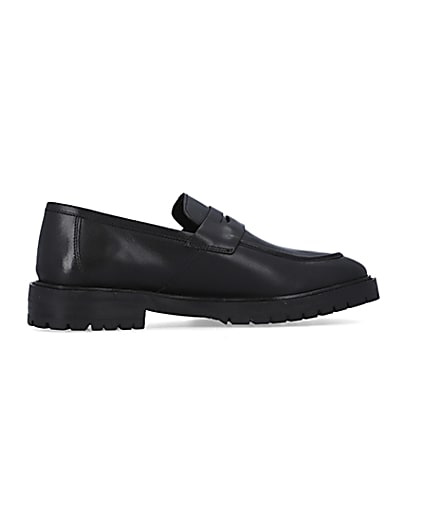 360 degree animation of product Black Leather Loafers frame-14