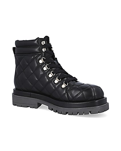 360 degree animation of product Black leather quilted hiking boots frame-17