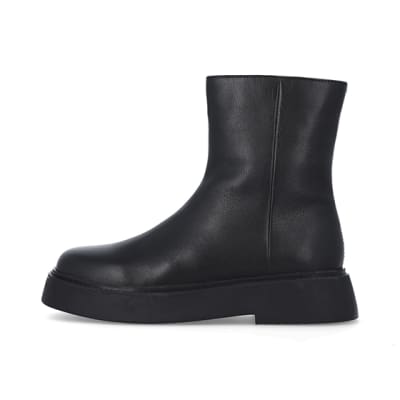 360 degree animation of product Black leather square toe ankle boots frame-3