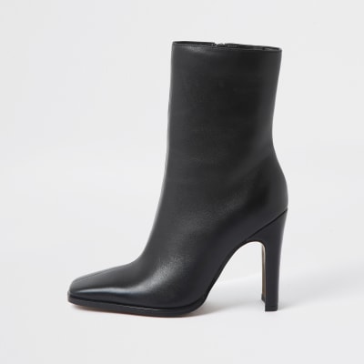 river island black boots womens