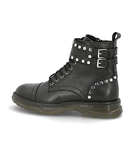 360 degree animation of product Black leather studded lace-up hiking boots frame-7