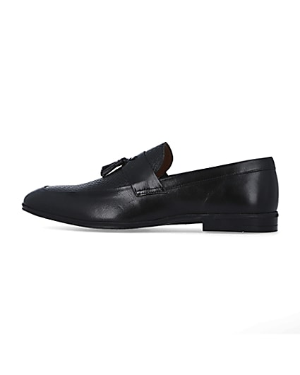 360 degree animation of product Black leather tassel detail embossed loafers frame-4