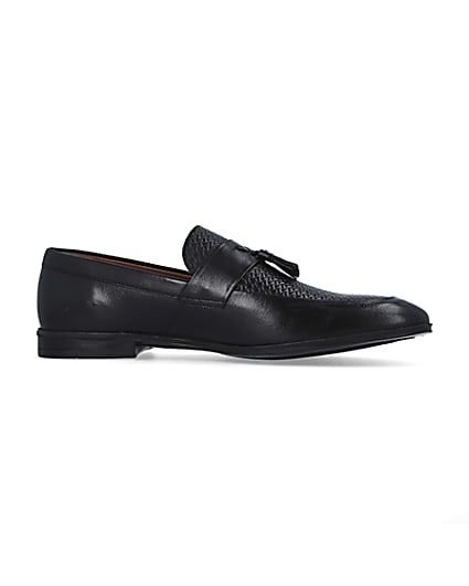 360 degree animation of product Black leather tassel detail embossed loafers frame-16