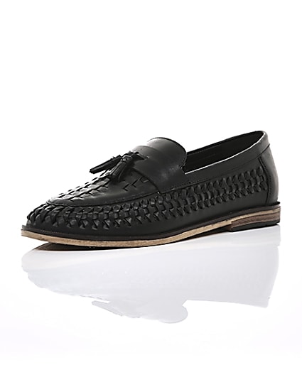360 degree animation of product Black leather woven tassel loafers frame-0