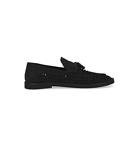 360 degree animation of product Black leather woven tassel loafers frame-15