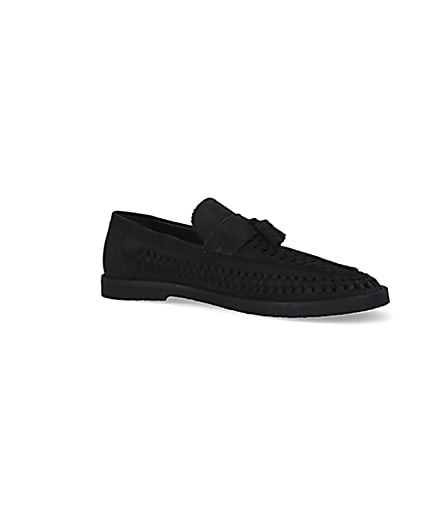 360 degree animation of product Black leather woven tassel loafers frame-17