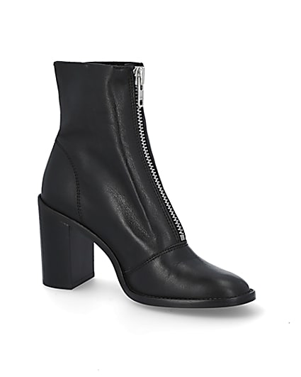 360 degree animation of product Black leather zip front heeled ankle boots frame-14