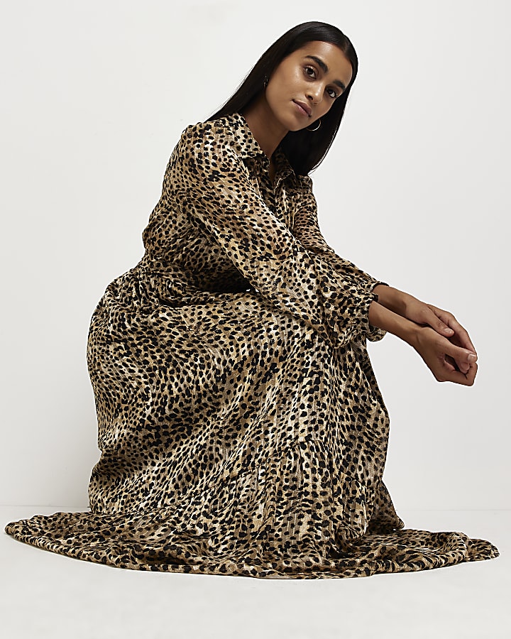 Black leopard print maxi shirt dress