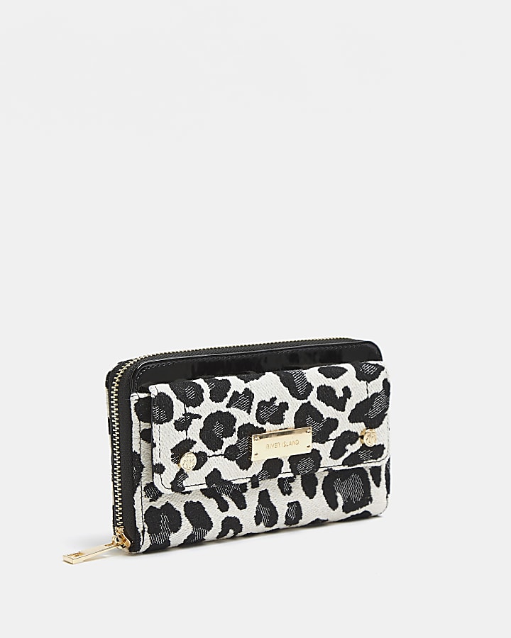 Black leopard print purse