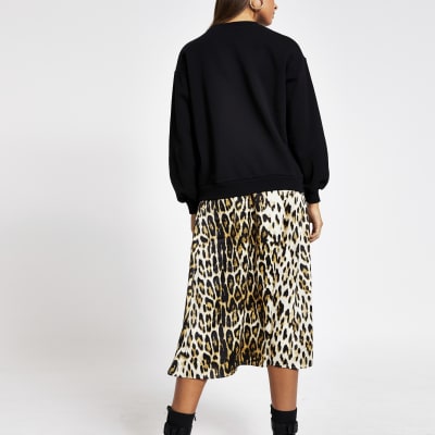 black and leopard print sweatshirt