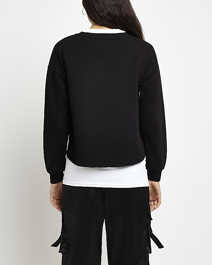 Black long sleeve sweatshirt