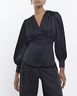 Black long sleeve v neck blouse