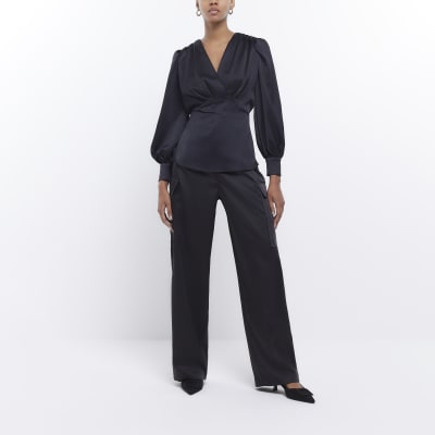 Black long sleeve v neck blouse