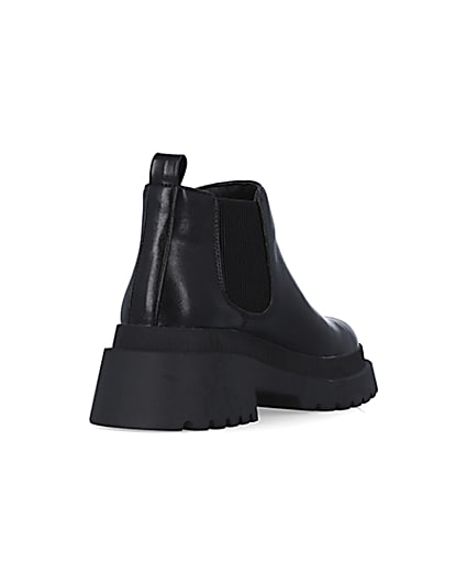 360 degree animation of product Black low ankle chelsea boots frame-11