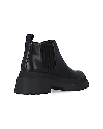 360 degree animation of product Black low ankle chelsea boots frame-12