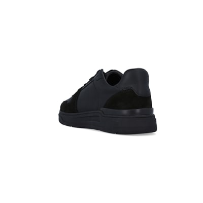 360 degree animation of product Black low top trainers frame-7