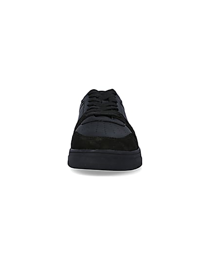 360 degree animation of product Black low top trainers frame-21