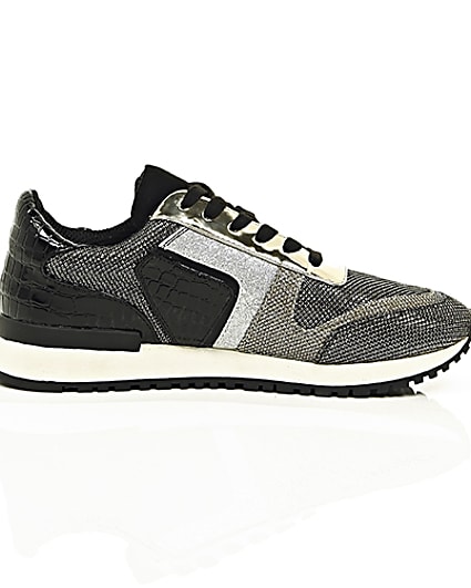 360 degree animation of product Black metallic croc lace-up runner trainers frame-10